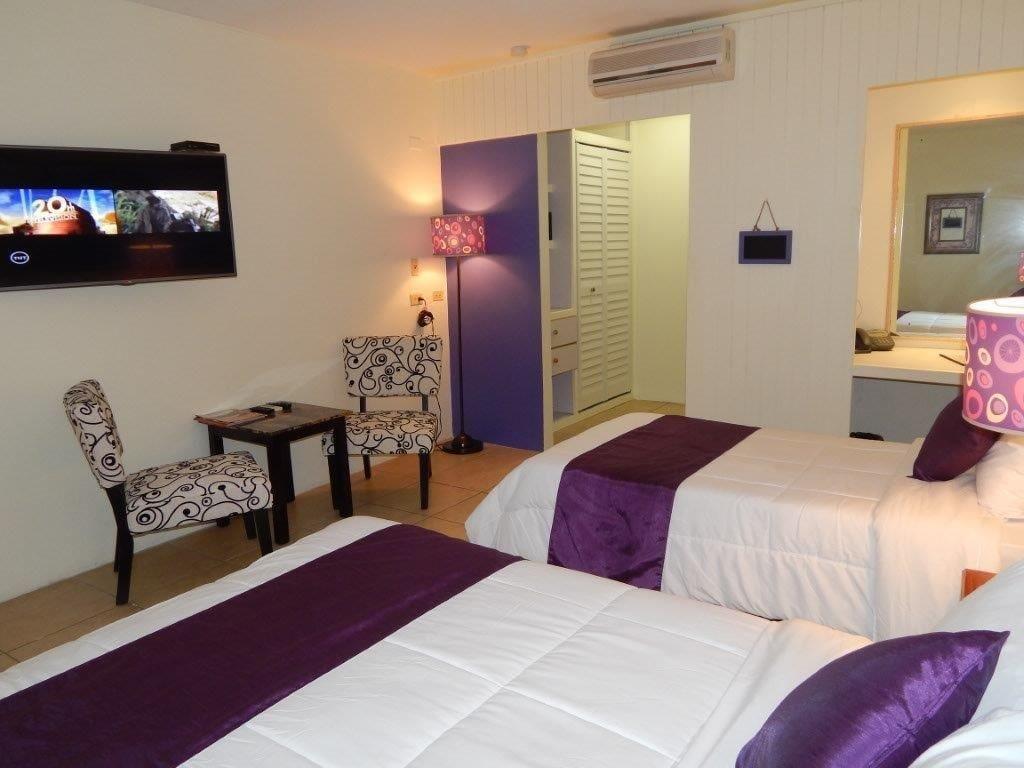 Chic - The Boutique Hotel And Conference Centre 크라운 포인트 외부 사진